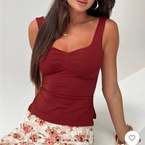 NWOT Red top princess Polly